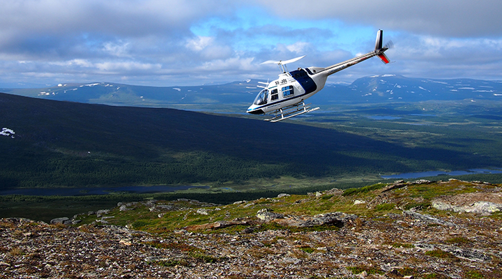 Fjällflygarna, Adolfström